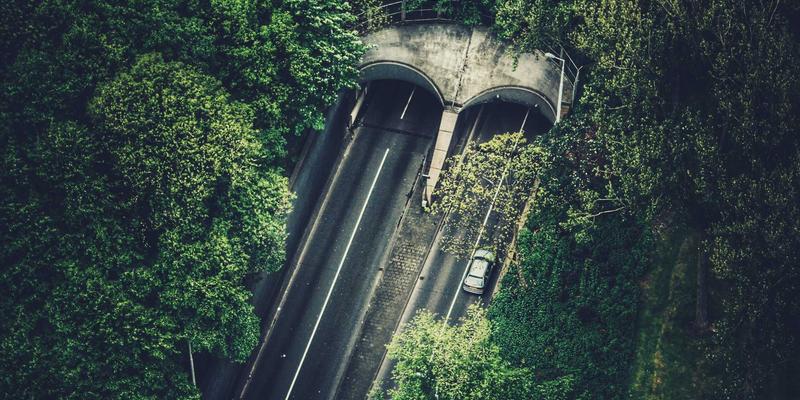 包装设备集成机器视觉系统：实现工业包装材料的100%在线缺陷检测与智能分类